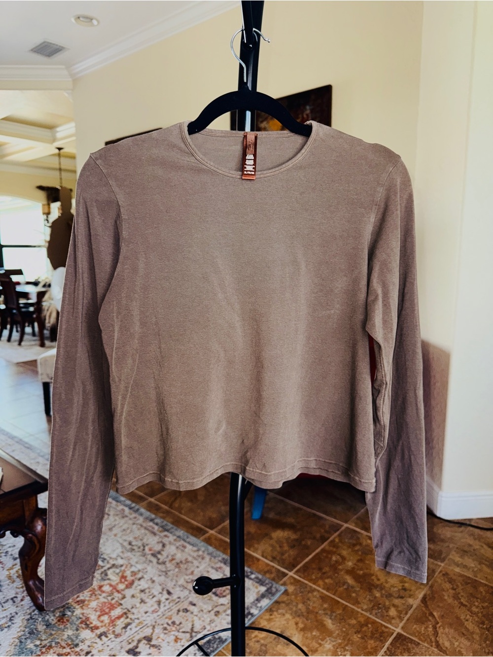 SKIMS Muted Brown Boyfriend Tee - Size XL